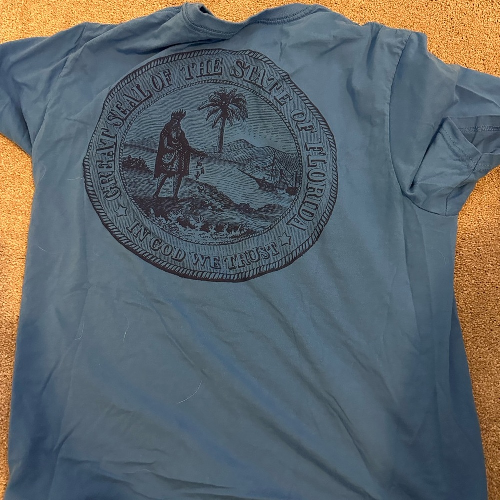 Men’s large salt pines T shirt